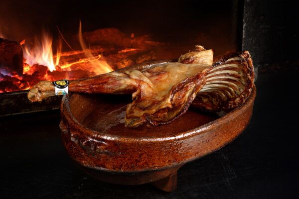 Cuarto de Cordero Asado - Restaurante Jose María