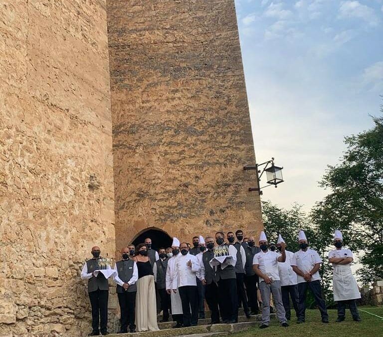 Nuestro equipo de José María Eventos celebran la primera boda del año