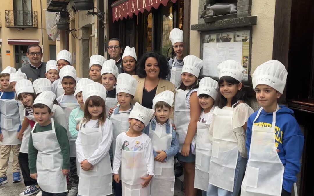 Divertichef impulsa la curiosidad por la gastronomía local de una veintena de escolares segovianos