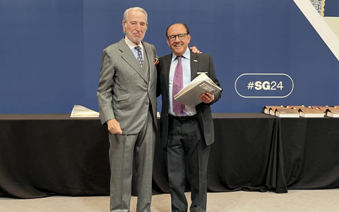 José María Ruiz recibe el Reconocimiento Extraordinario de la revista Club Gourmets