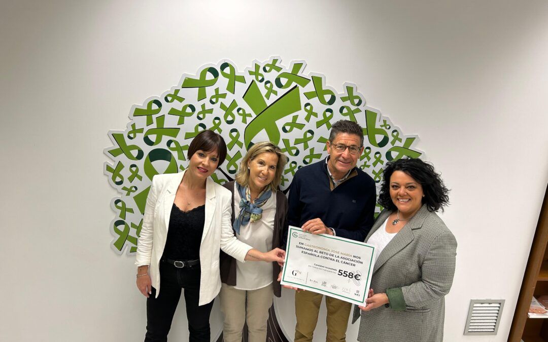 Los trabajadores de Gastronomía José María donan 558 euros a beneficio de la AECC